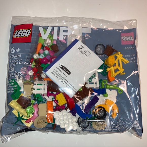 Lego Spring Polybag - Picture 1 of 3